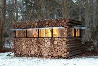log cabin.JPG